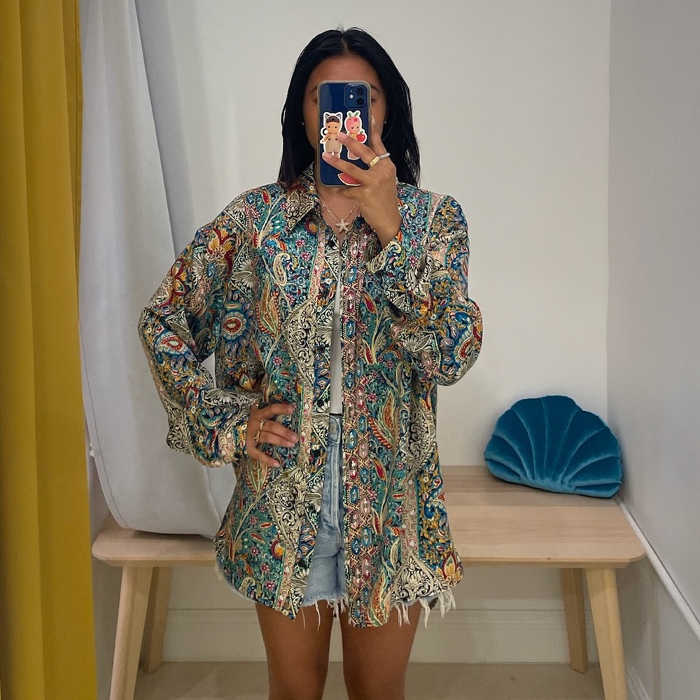 Paisley multicolored button up